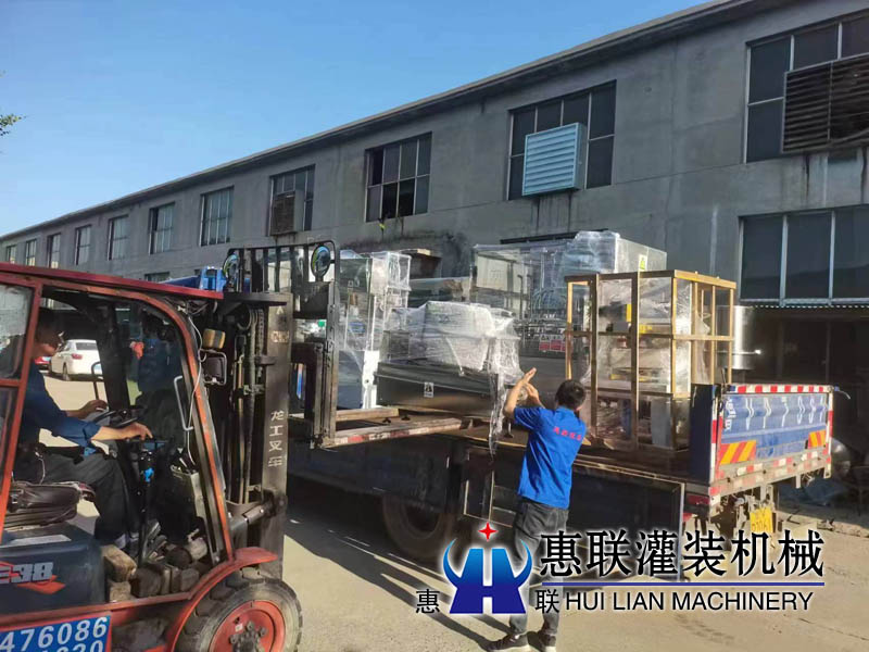 白酒过滤机发货现场